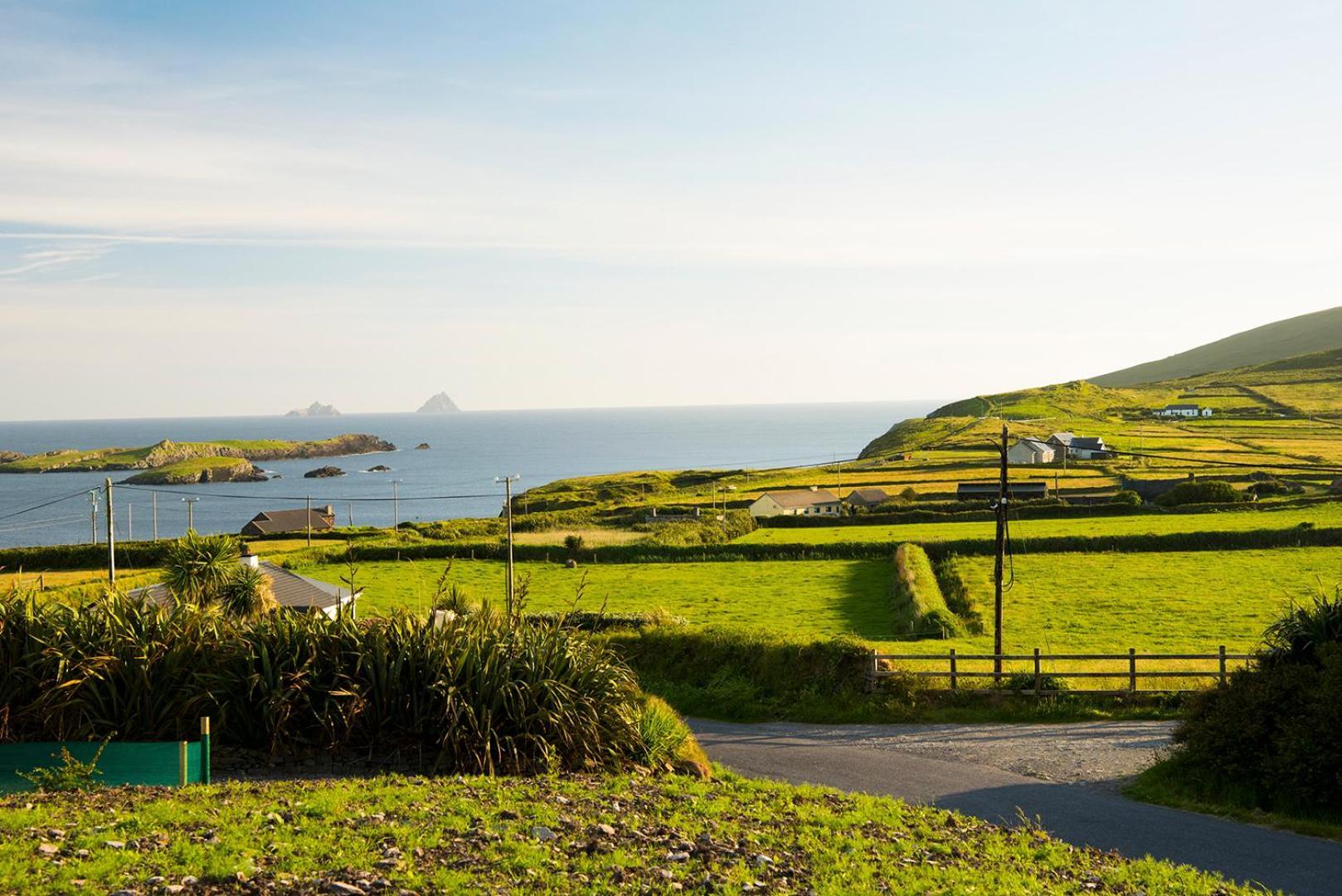شقة Ring Of Kerry - Einmaliger Blick Auf Skelligs Clynacartan المظهر الخارجي الصورة